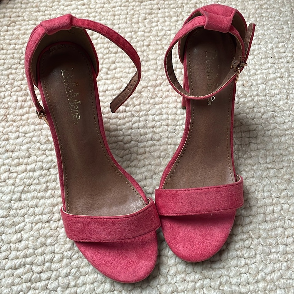 New in box Bella Marie Shirley Heels - Size 7
